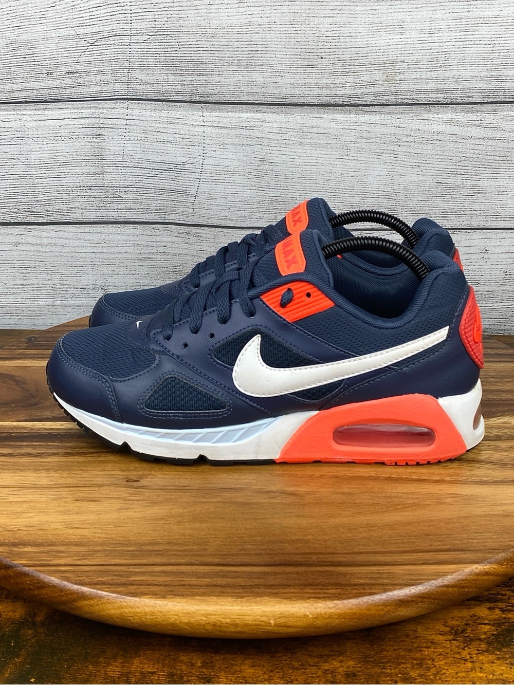 Nike Air Max IVO Blue Orange Sneakers 580519-400 Women’s Shoe Size 9